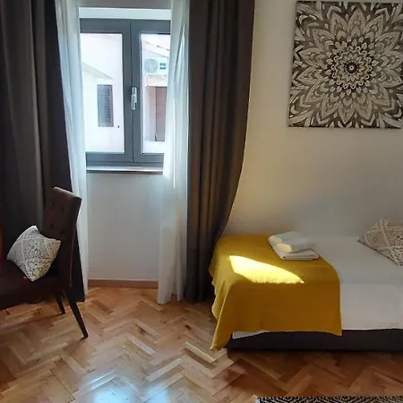 Velebit Apartamento