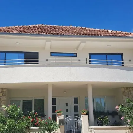 Apartamento Velebit Nin