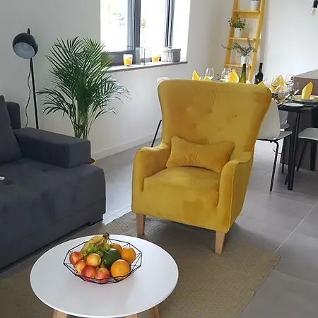 Velebit Apartamento *