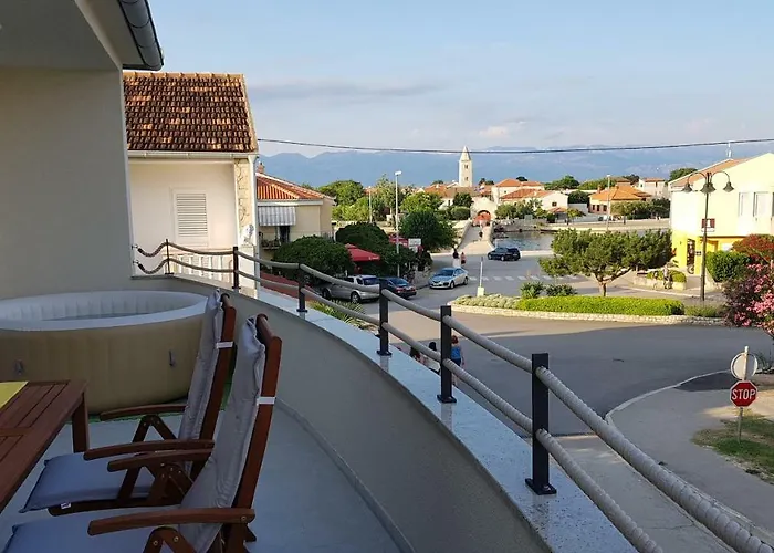 Апартаменты Velebit *