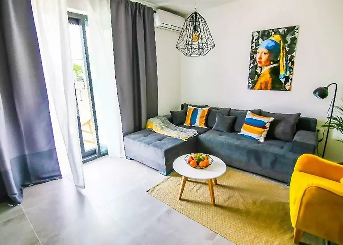 Velebit דירה נין